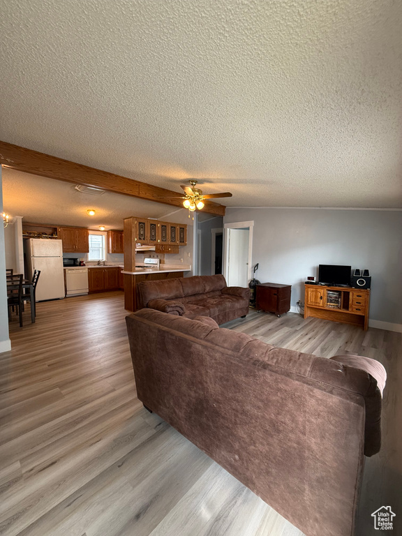 Photo 6 for MLS #2110256 at 7067 W Palomino Dr #93