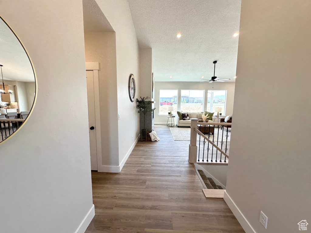 Photo 5 for MLS #2110260 at 634 E Cedar Ct