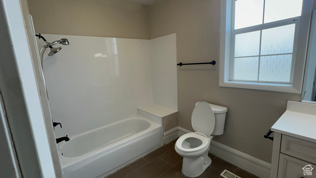 Photo 7 for MLS #2110265 at 902 24th St