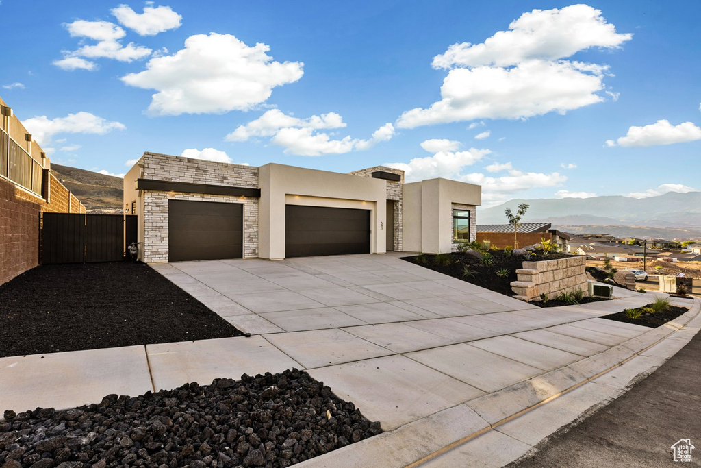 Photo 32 for MLS #2110278 at 592 S 1800 West