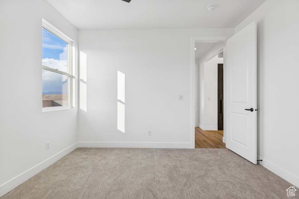 Photo 24 for MLS #2110278 at 592 S 1800 West
