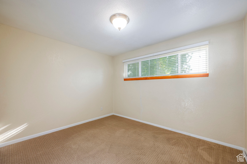 Photo 27 for MLS #2110282 at 1582 E Zenith Ave