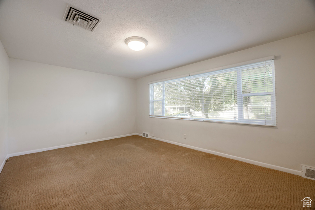 Photo 12 for MLS #2110282 at 1582 E Zenith Ave