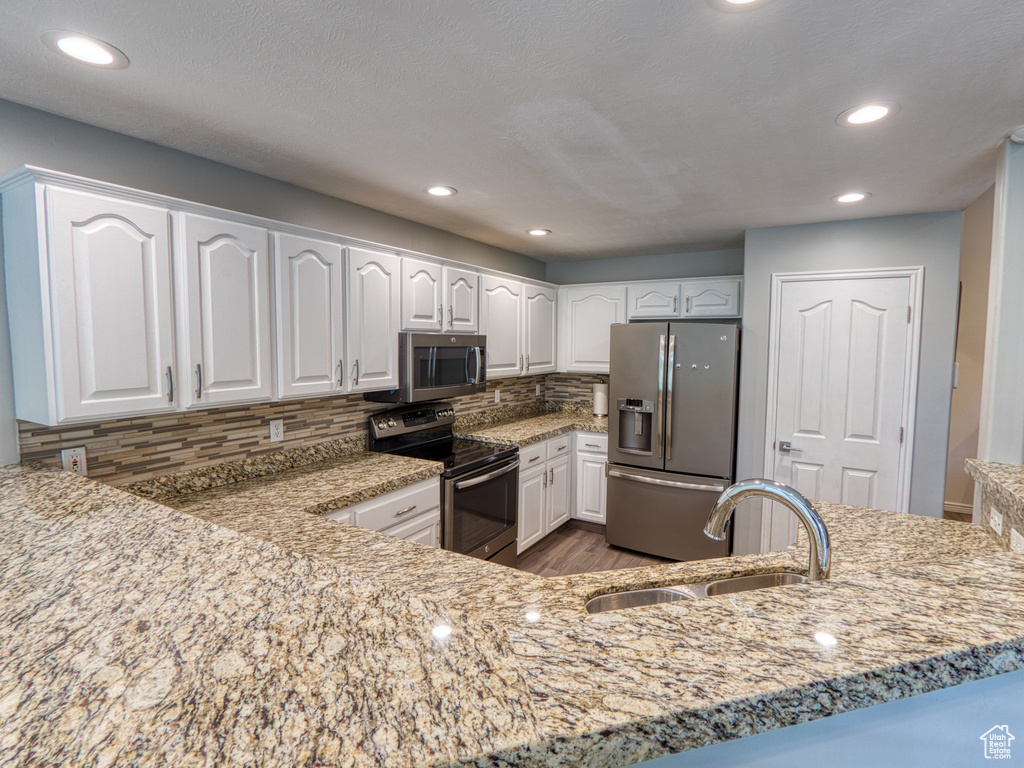 7380 S BALBOA DR Midvale, UT 84047