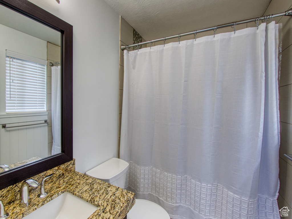 7380 S BALBOA DR Midvale, UT 84047