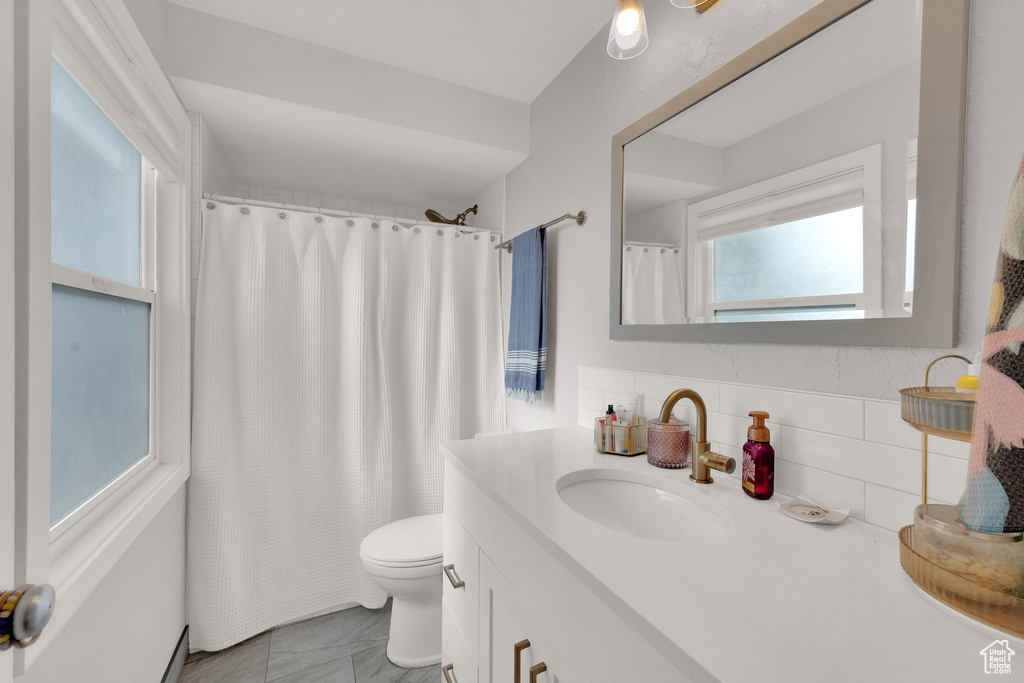 Photo 10 for MLS #2110299 at 3113 E Upland