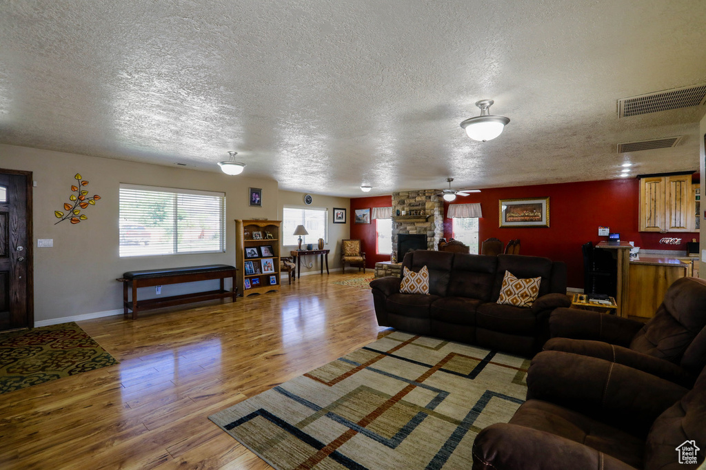 Photo 4 for MLS #2110307 at 4731 Quickdraw Ln