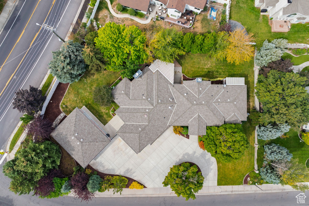 8002 S SIESTA DR Sandy, UT 84093