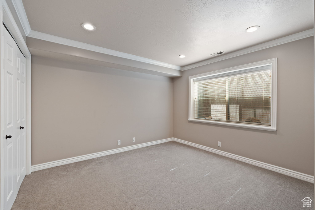 8002 S SIESTA DR Sandy, UT 84093