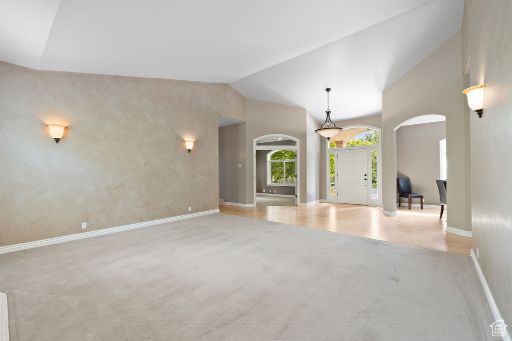 8002 S SIESTA DR Sandy, UT 84093