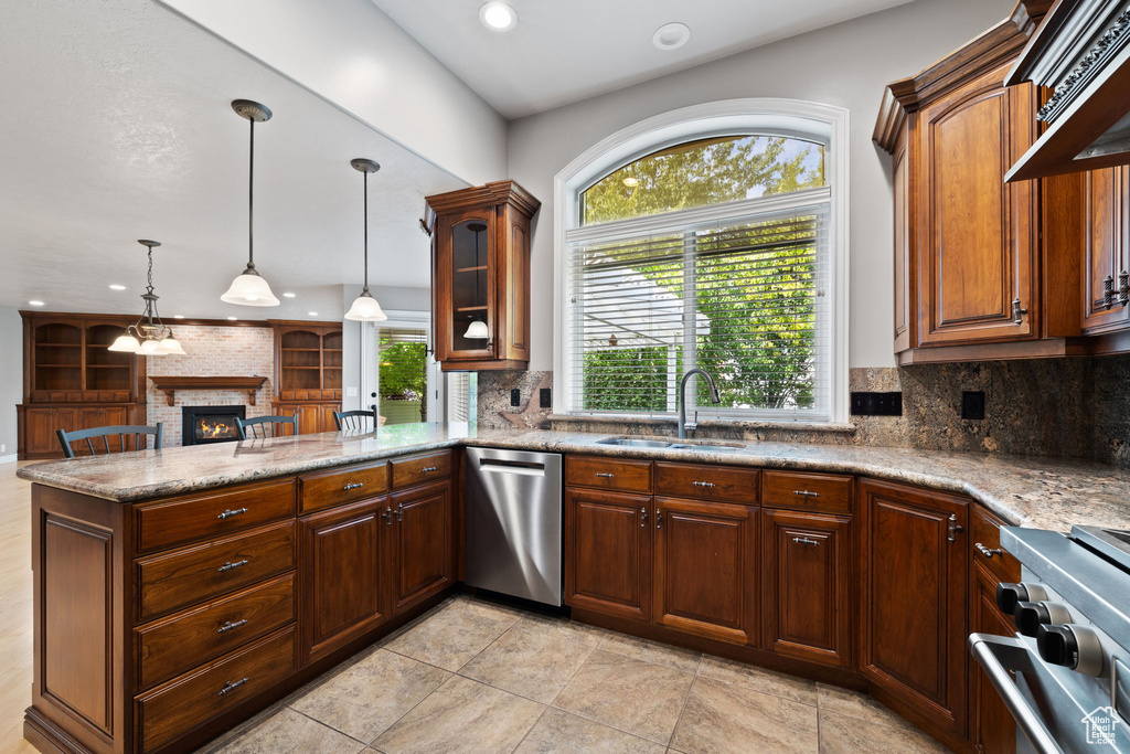 8002 S SIESTA DR Sandy, UT 84093