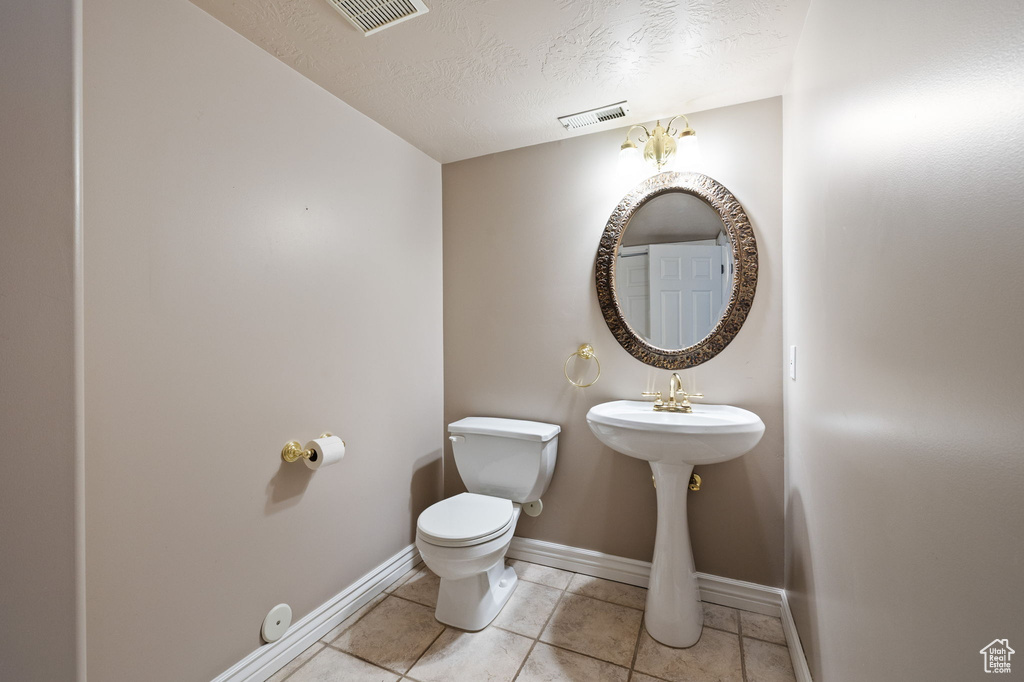 8002 S SIESTA DR Sandy, UT 84093