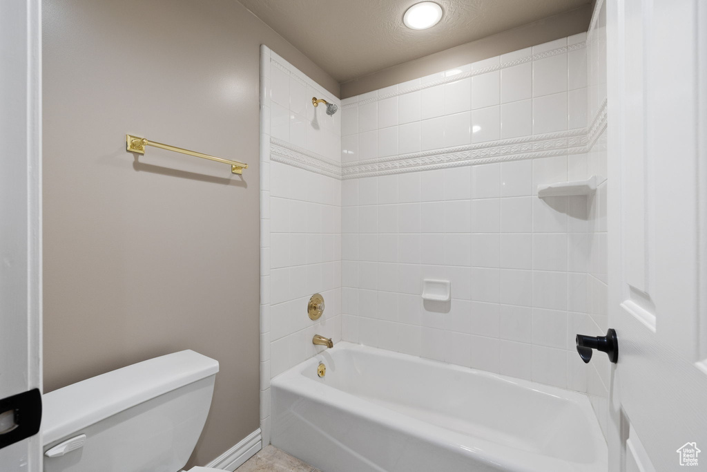 8002 S SIESTA DR Sandy, UT 84093