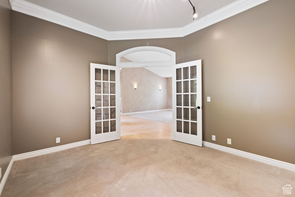 8002 S SIESTA DR Sandy, UT 84093