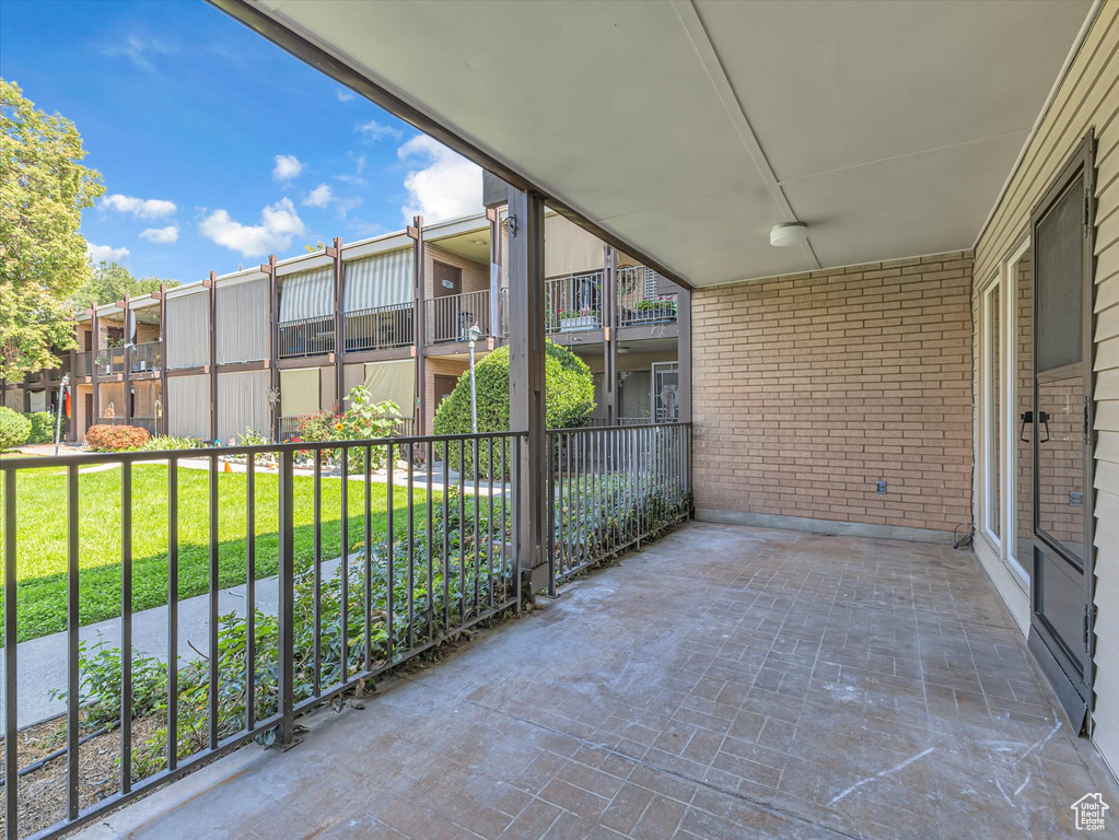 Photo 3 for MLS #2110321 at 2070 E 3335 South #13