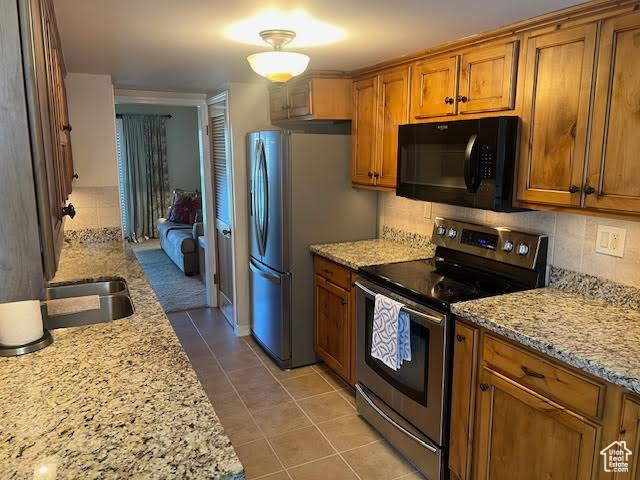 Photo 7 for MLS #2110327 at 4738 S Woodduck Ln