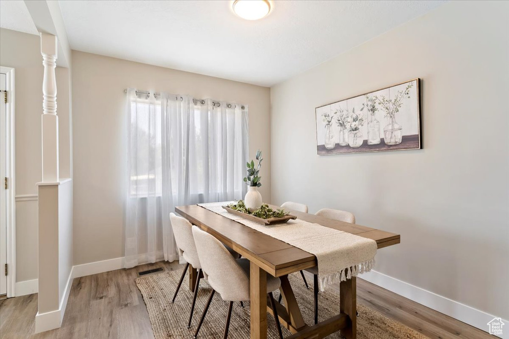Photo 7 for MLS #2110331 at 3880 Raymond Ave