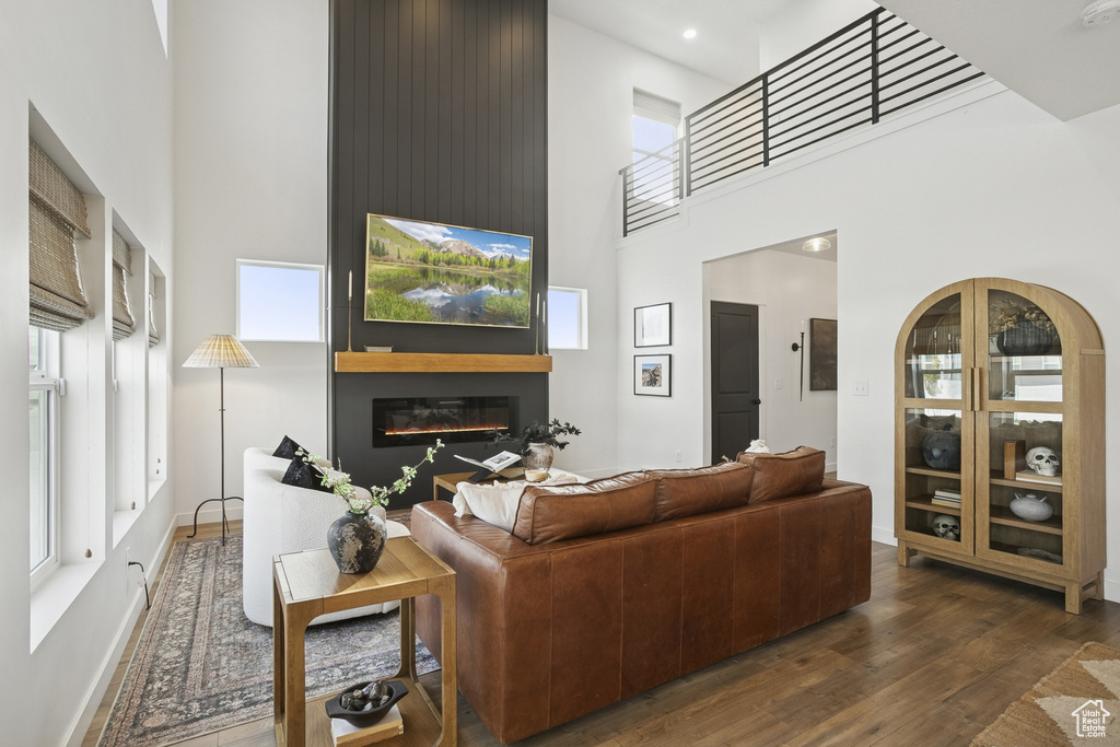 Photo 9 for MLS #2110367 at 5084 N Espalier Dr