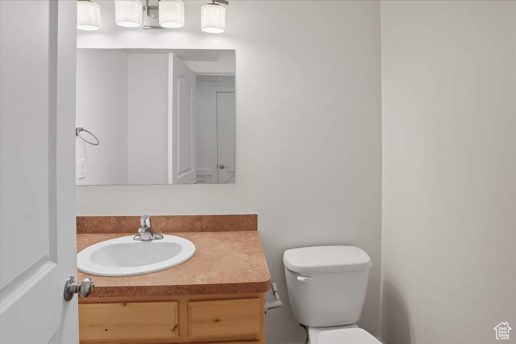 Photo 13 for MLS #2110369 at 619 S Quinn Ct