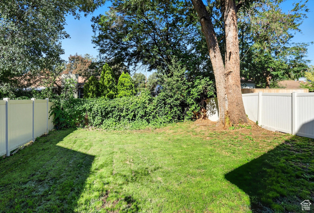 Photo 30 for MLS #2110369 at 619 S Quinn Ct