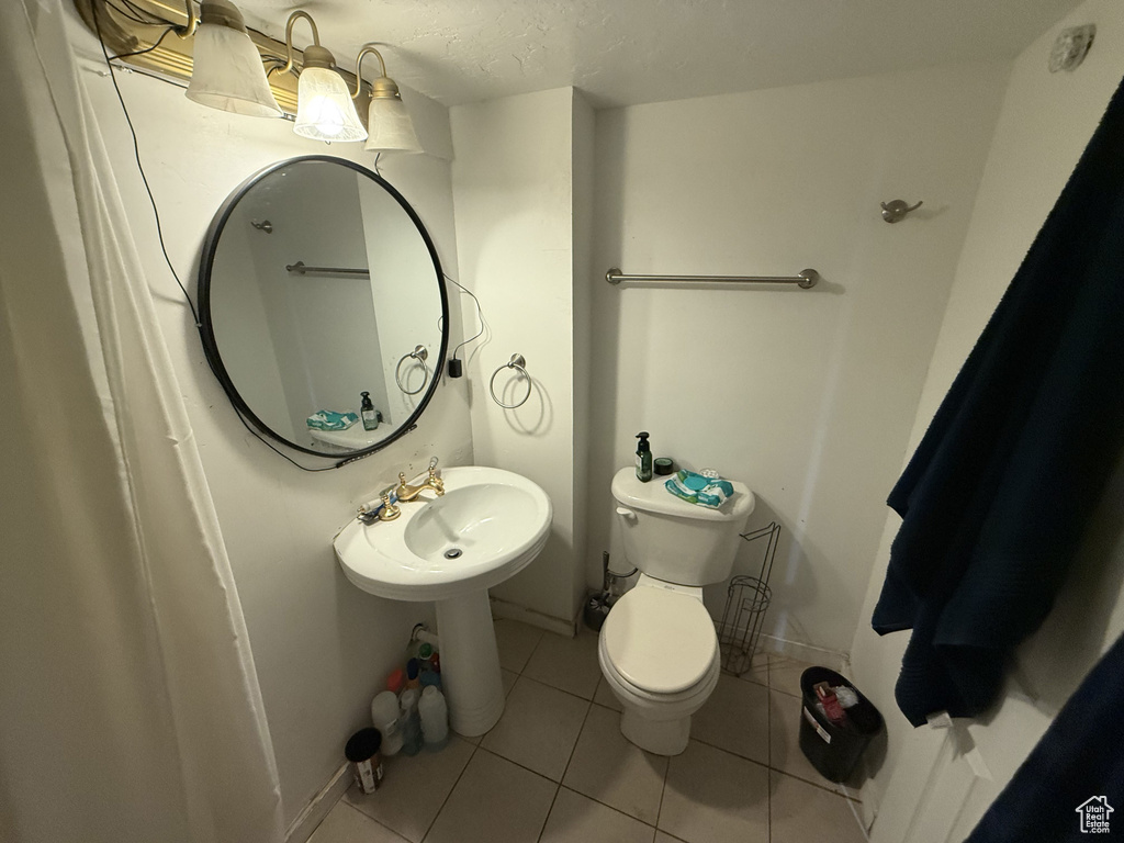 Photo 15 for MLS #2110378 at 866 W Pacific Ave
