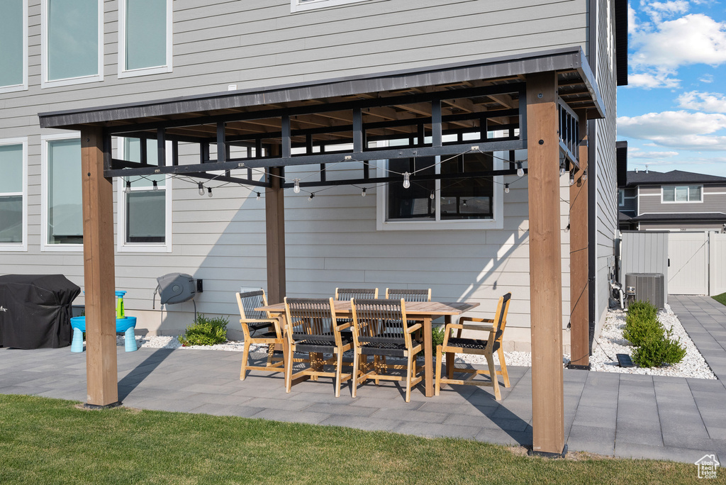 2489 N PAINTBRUSH DR Saratoga Springs, UT 84045
