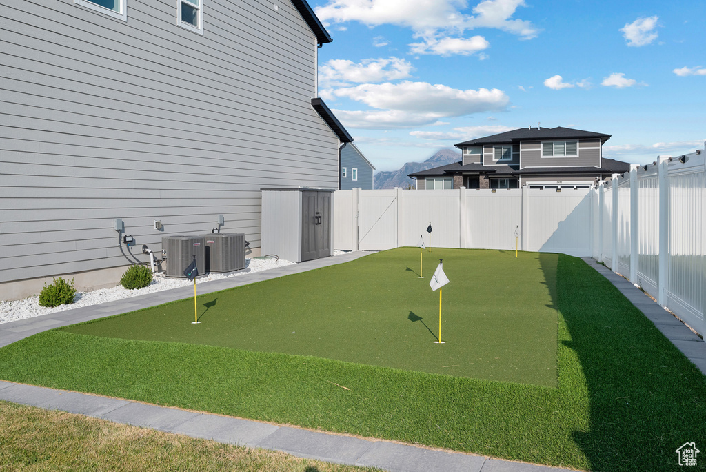 2489 N PAINTBRUSH DR Saratoga Springs, UT 84045
