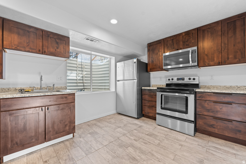 5841 W FIRST LIGHT CIR Herriman, UT 84096