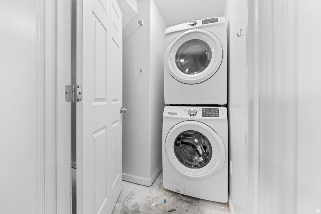 5841 W FIRST LIGHT CIR Herriman, UT 84096