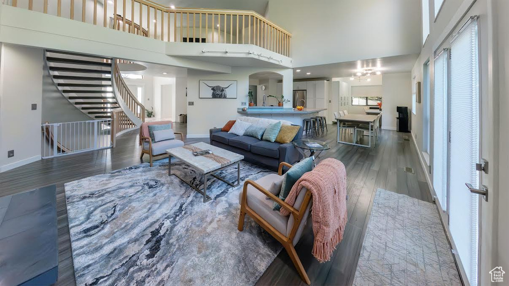 Photo 8 for MLS #2110417 at 658 E 3525 North