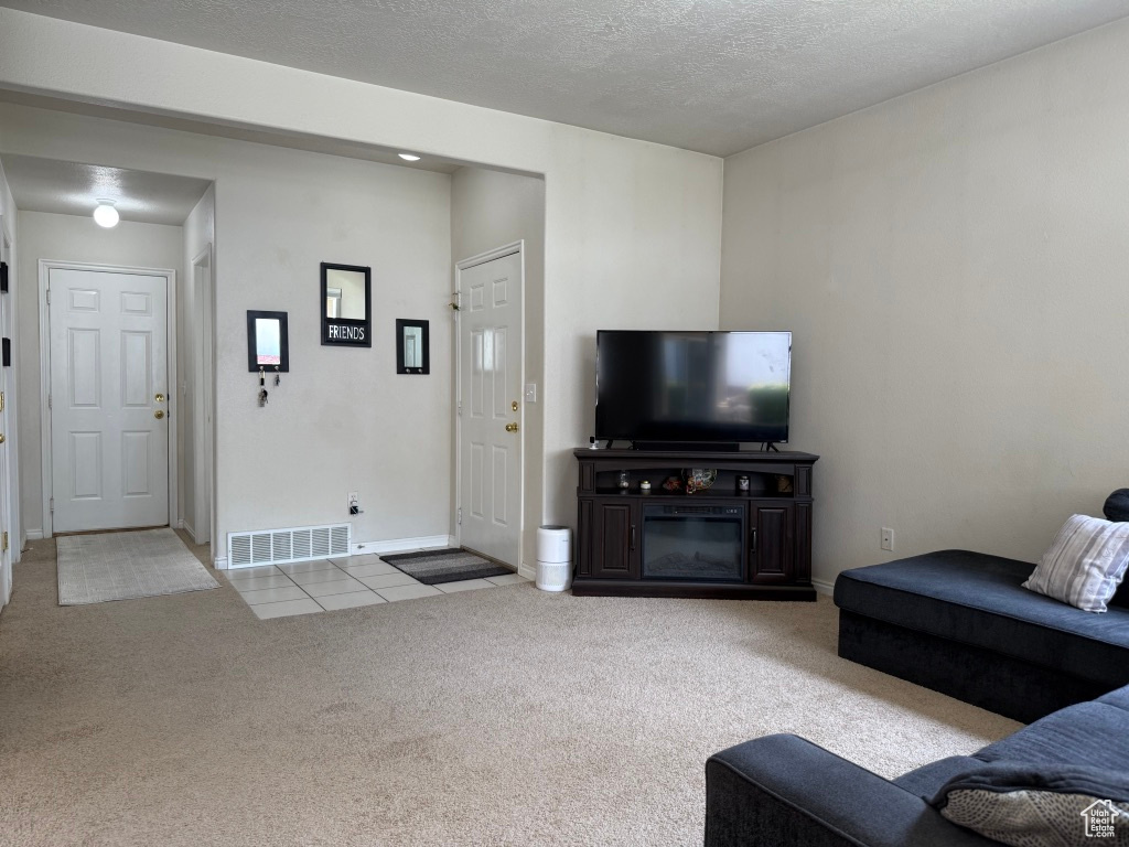 6919 W ASHBY WAY West Valley City, UT 84128