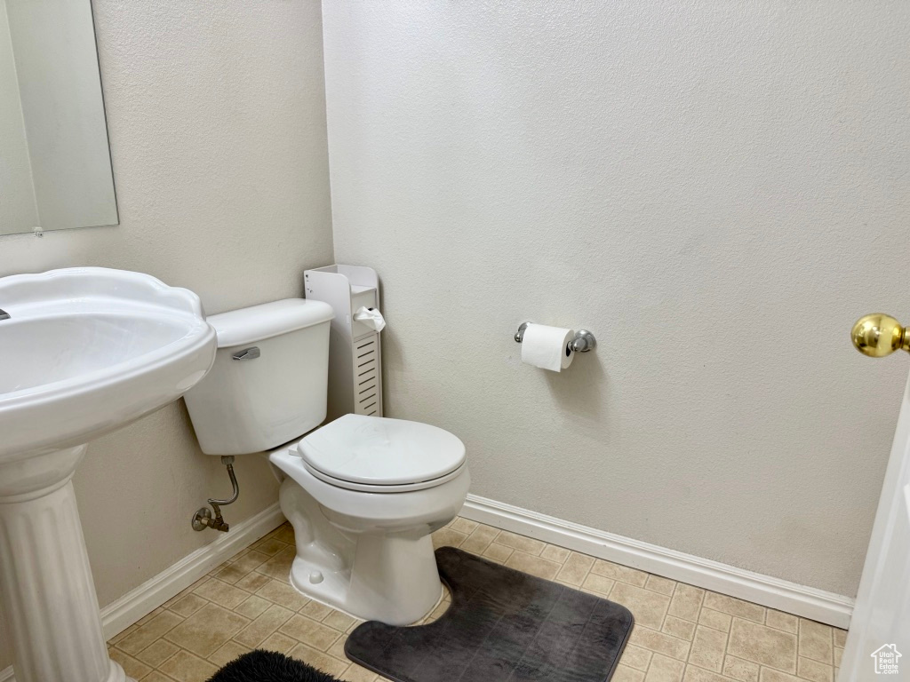 6919 W ASHBY WAY West Valley City, UT 84128