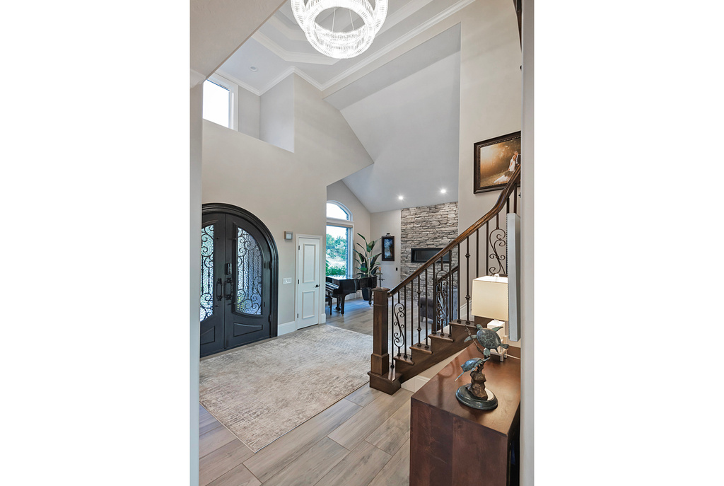 2373 E BEAR HILLS CIR Draper, UT 84020