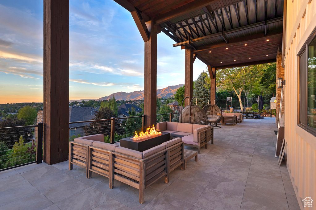 2373 E BEAR HILLS CIR Draper, UT 84020