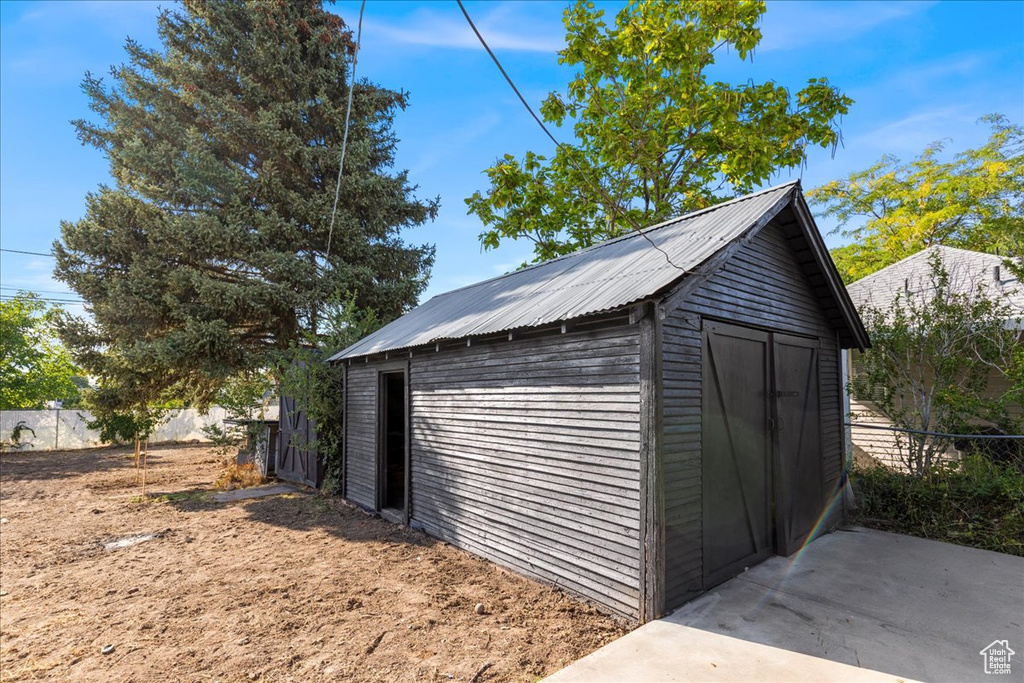 180 S 100 E Tooele, UT 84074
