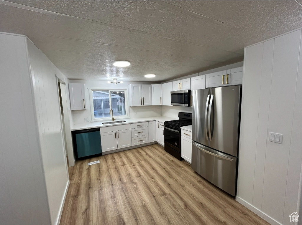 Photo 2 for MLS #2110451 at 276 N Winter St
