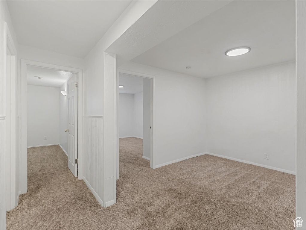 6063 S AQUARIUS DR Kearns, UT 84118