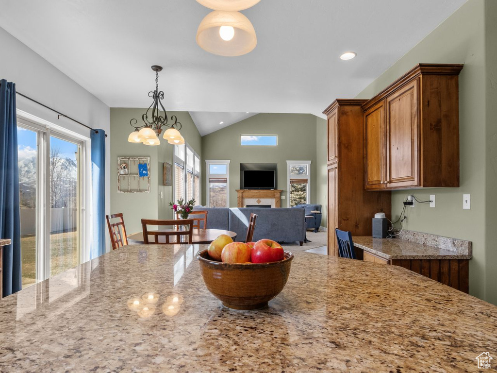 Photo 15 for MLS #2110476 at 5927 Dartmouth Dr