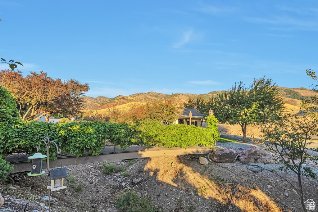 1040 E CANYON RD Hyde Park, UT 84318