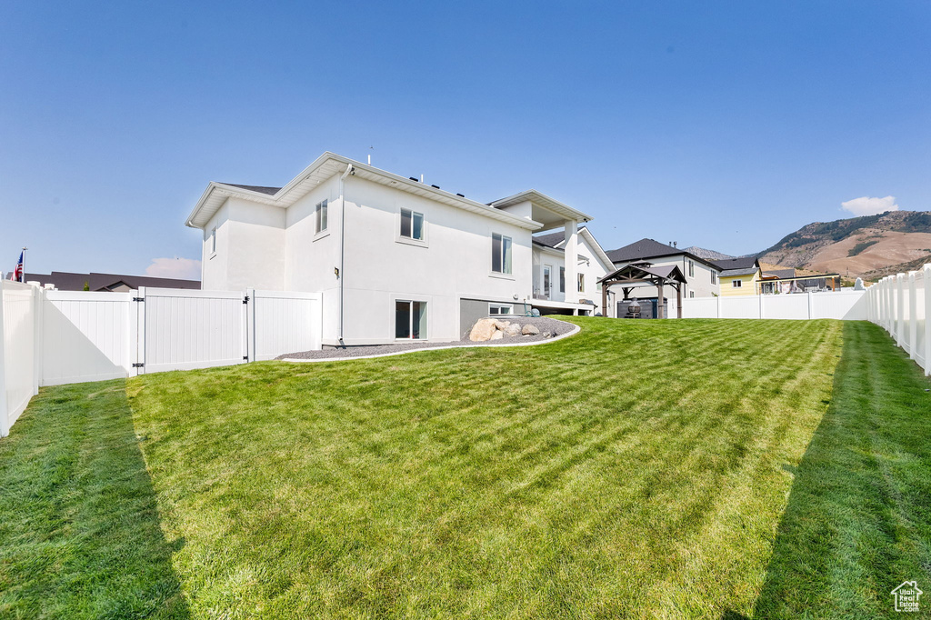1222 E 300 S Smithfield, UT 84335