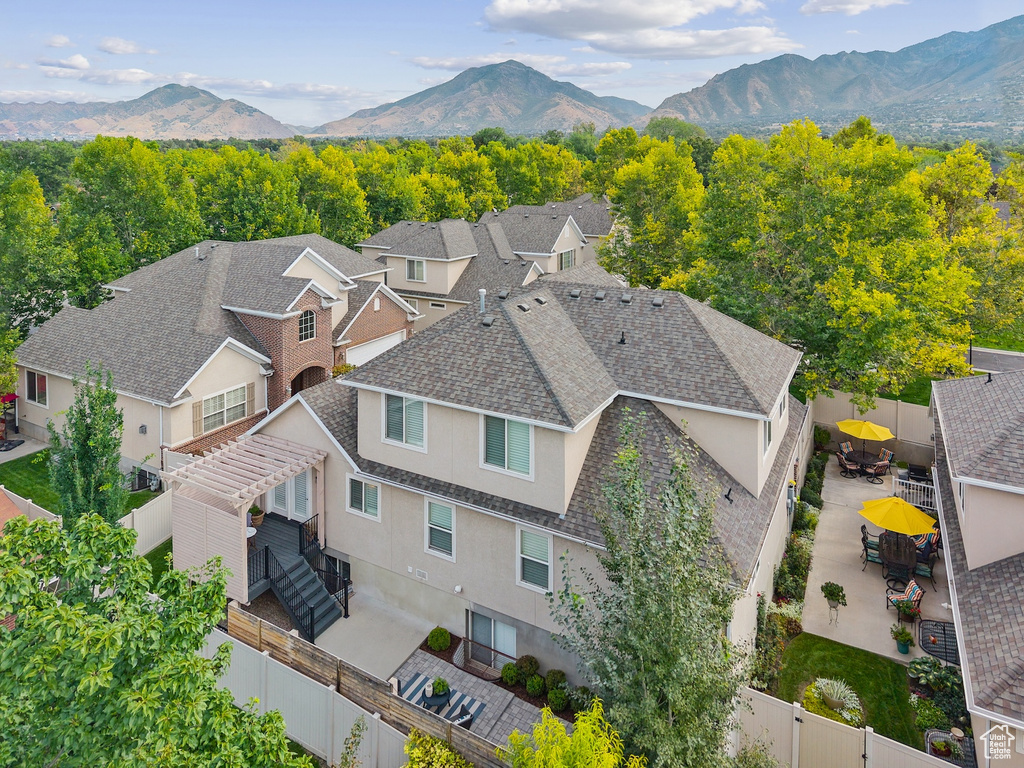 1917 E HOLLADAY VIEW PL Salt Lake City, UT 84117
