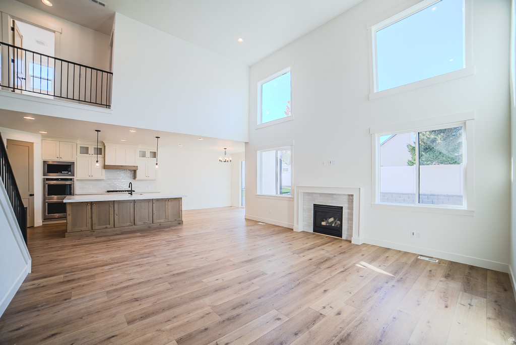 10934 S LITTLE SAHARA DR South Jordan, UT 84009