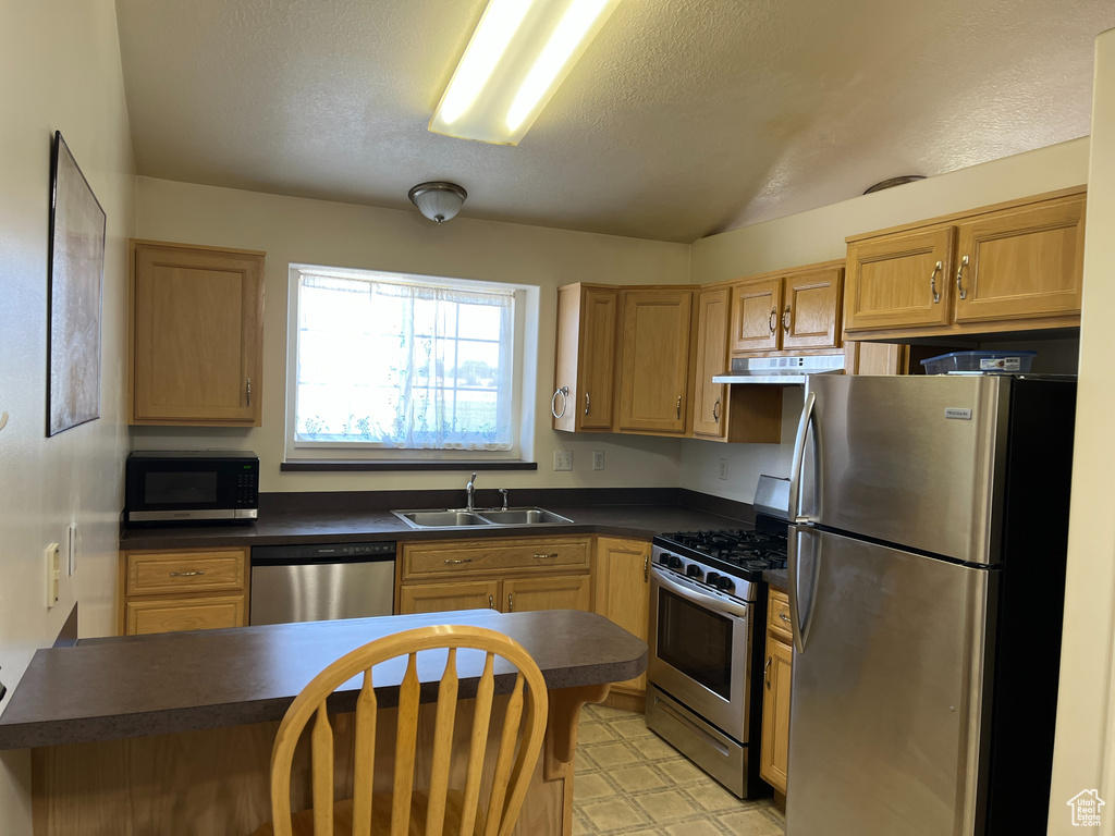 Photo 4 for MLS #2110520 at 3661 W 800 South