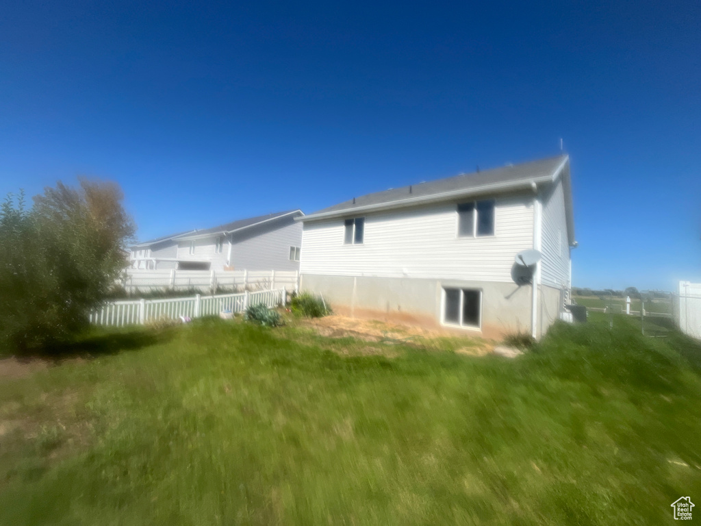 Photo 18 for MLS #2110520 at 3661 W 800 South