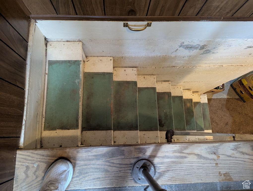 Photo 30 for MLS #2110523 at 169 Carson Ave