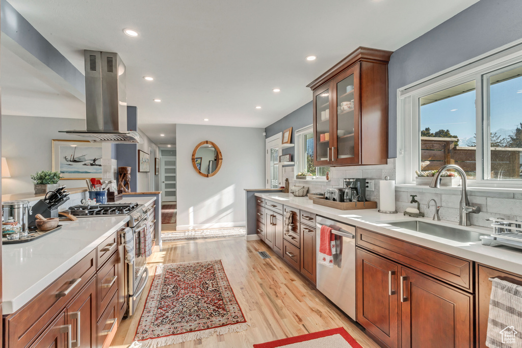 Photo 5 for MLS #2110529 at 1555 E Winward Dr