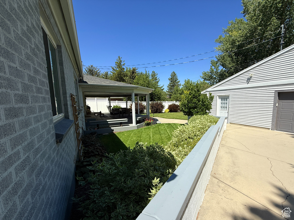 Photo 21 for MLS #2110529 at 1555 E Winward Dr