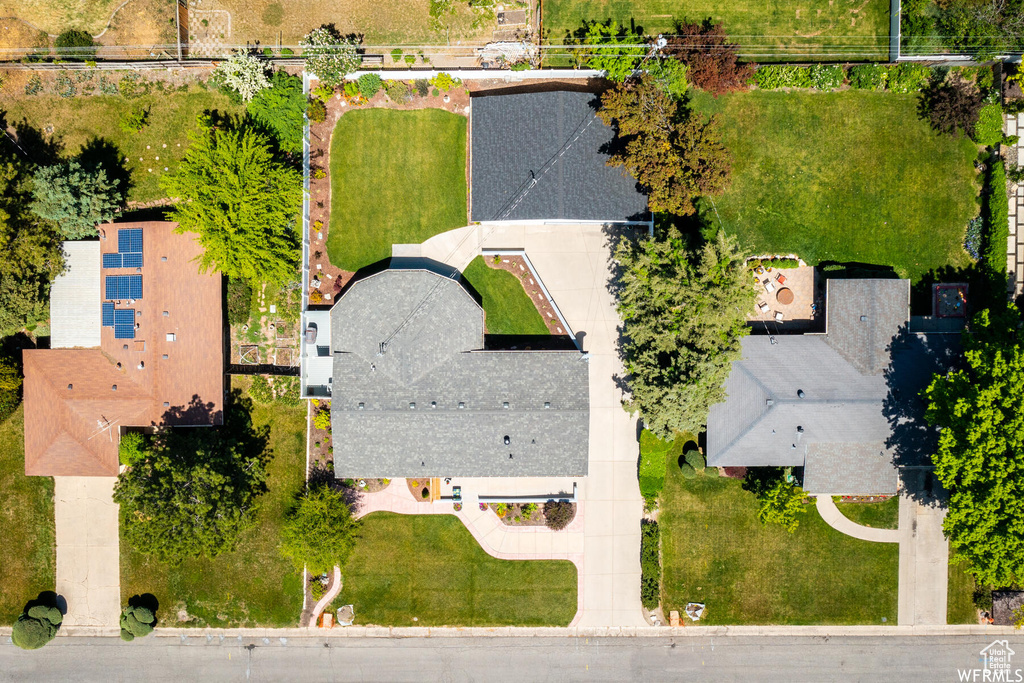 Photo 35 for MLS #2110529 at 1555 E Winward Dr