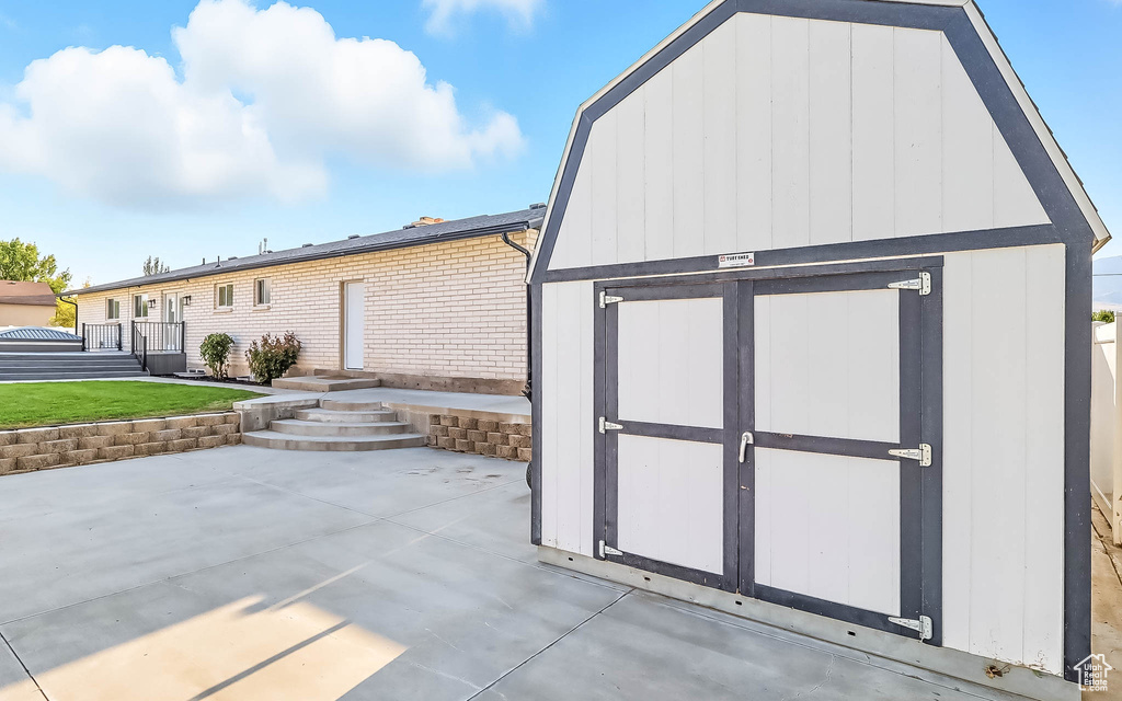 Photo 31 for MLS #2110537 at 365 S Hale