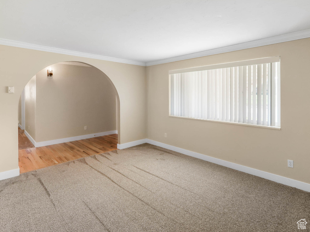 Photo 4 for MLS #2110537 at 365 S Hale